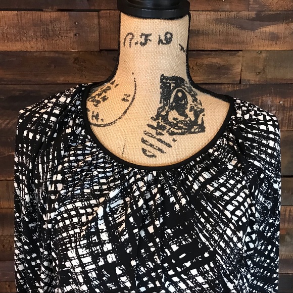 Michael Kors Petite Top - Picture 4 of 8